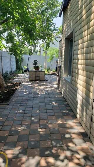 Дома для отпуска Сдам дом с участком возле моря Одесса Дом с 3 спальнями-18