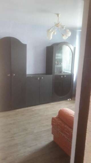 Дома для отпуска Сдам дом с участком возле моря Одесса Дом с 3 спальнями-7